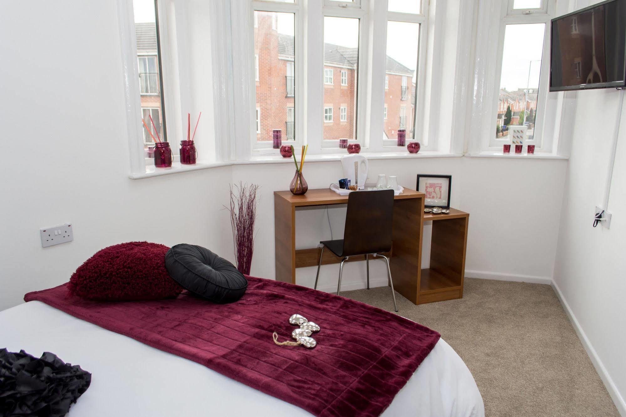 Park View Residence Manchester Eksteriør billede
